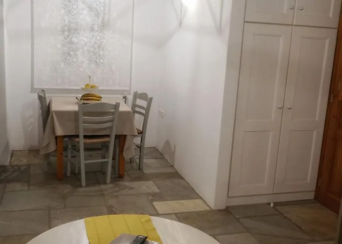 Bella Vista Apartamento Naousa (Paros)